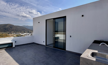 RESIDENCIA EN VENTA SENDEROS DE MONTEVERDE