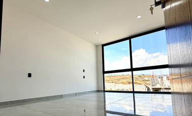 RESIDENCIA EN VENTA SENDEROS DE MONTEVERDE