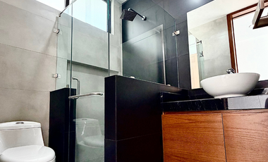 RESIDENCIA EN VENTA SENDEROS DE MONTEVERDE