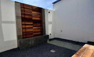 RESIDENCIA EN VENTA SENDEROS DE MONTEVERDE