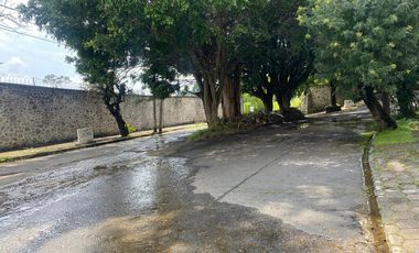 VENDO EN CUERNAVACA CASA EN CONDOMINIO EXCLUSIVO DE SOLO 10 PROPIEDADES, UBICADO EN ZONA FRESCA (NORTE) RANCHO CORTES.