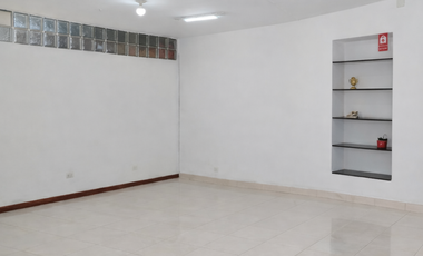 VENTA CASA EN LOS CEDROS DE VILLA CHORRILLOS