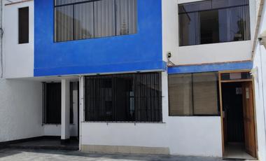 VENTA CASA EN LOS CEDROS DE VILLA CHORRILLOS