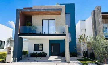 Hermosa casa amplia de 4 habitaciones con cisterna en Pachuca
