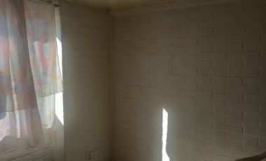 SE ARRIENDA  CASA NUEVO BUIN .