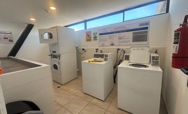 HERMOSA SUITE/STUDIO DE VENTA POR PARQUE CENTRAL DE CUMBAYÁ!!