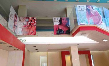 VENDO LOCAL COMERCIAL DE 600M2, EN DOS PLANTAS UBICADO EN AV. AMAZONAS, NORTE DE QUITO