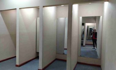 VENDO LOCAL COMERCIAL DE 600M2, EN DOS PLANTAS UBICADO EN AV. AMAZONAS, NORTE DE QUITO