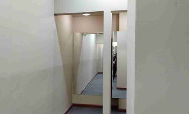 VENDO LOCAL COMERCIAL DE 600M2, EN DOS PLANTAS UBICADO EN AV. AMAZONAS, NORTE DE QUITO