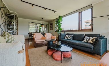 Colegio San Ignacio. 3 Dorm + 3 Baños. Providencia