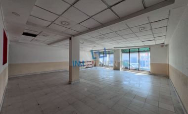 Se VENDE LOCAL sobre Av. PRINCIPAL