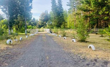 TERRENO AGRÍCOLA CON DOS CASAS 9.500 mt2 EN $80.000.000.-