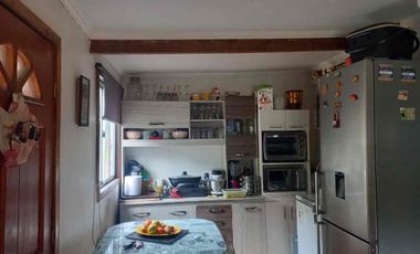 TERRENO AGRÍCOLA CON DOS CASAS 9.500 mt2 EN $80.000.000.-