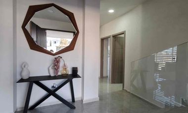 Casa amplia de 4 habitaciones con Rooff Garden