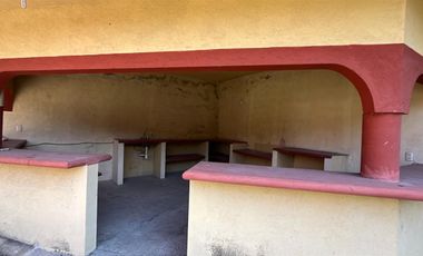 CASA EN VENTA, CON ALBERCA, YAUTEPEC, MORELOS