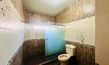 CASA EN VENTA, CON ALBERCA, YAUTEPEC, MORELOS