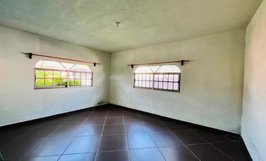 CASA EN VENTA, CON ALBERCA, YAUTEPEC, MORELOS