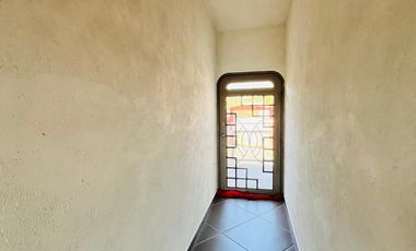 CASA EN VENTA, CON ALBERCA, YAUTEPEC, MORELOS