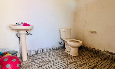 CASA EN VENTA, CON ALBERCA, YAUTEPEC, MORELOS