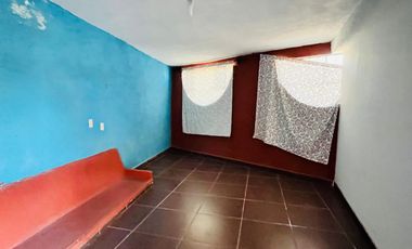 CASA EN VENTA, CON ALBERCA, YAUTEPEC, MORELOS