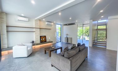 Classy Modern Contemporary House and Lot For Sale in Lindenwood Residences, Muntinlupa City