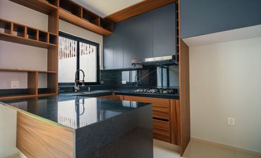 Venta casa 3 recamaras Zimalta, Tlaquepaque Jalisco en esquina