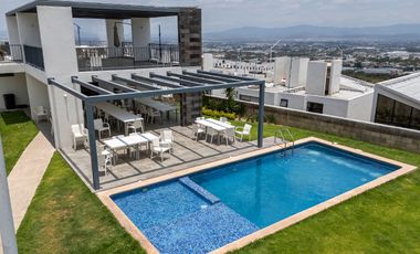 Venta casa 3 recamaras Zimalta, Tlaquepaque Jalisco en esquina