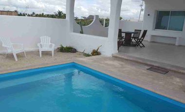 CASA FRENTE AL MAR EN SAN BENITO CON MAGNÍFICA UBICACIÓN