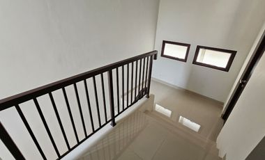 Cicil11jt Rumah Castilla Bsd,Sbrng Pasar Modern Toll Stasiun Rawabuntu Ada Kolam Renang Tennis