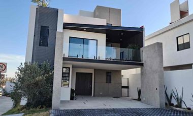 Casa de 4 habitaciones con cisterna en Pachuca