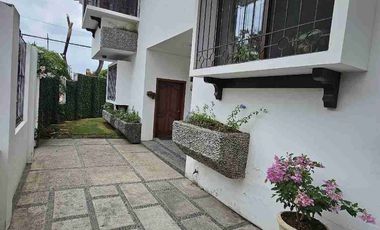 Casa de Alquiler en Urb.puerto Azul - vía a la Costa