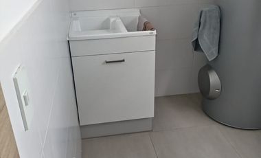 CASA DE 4 DORMITORIOS CUMBAYA-TUMBACO SECTOR LA VIÑA - ALTA PLUSVALIA