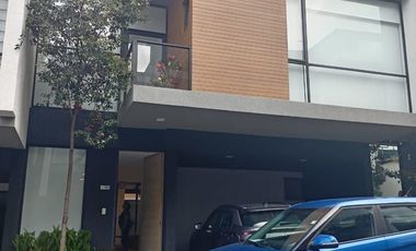 CASA DE 4 DORMITORIOS CUMBAYA-TUMBACO SECTOR LA VIÑA - ALTA PLUSVALIA