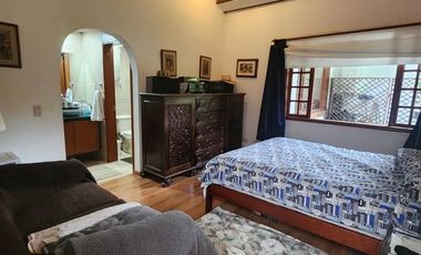 VENDO CASA FINCA EN PARCELACION CON VIGILANCIA, CASA DE 1 PISO DE 5 HABITACIONES CADA UNA CON BAÑO, SALA COMEDOR COCINA LAVADERA, ESTUDIO, GARAJE CUBI