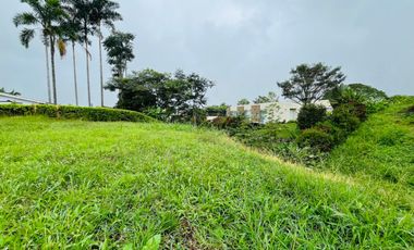 Extraordinario terreno en la entrada 4 de Cerritos con 1500 m2. Las Cascadas. Pereira.