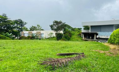 Extraordinario terreno en la entrada 4 de Cerritos con 1500 m2. Las Cascadas. Pereira.