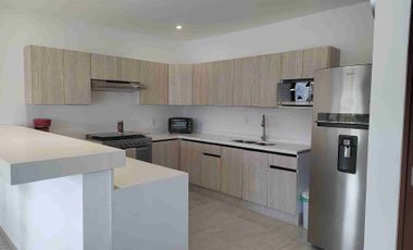 Hermosa Casa en Renta totalmente equipada en privada Nadira Conkal Yucatan.