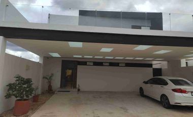 Hermosa Casa en Renta totalmente equipada en privada Nadira Conkal Yucatan.