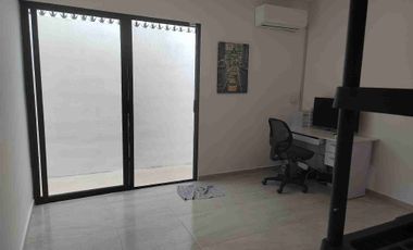 Hermosa Casa en Renta totalmente equipada en privada Nadira Conkal Yucatan.