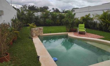 Hermosa Casa en Renta totalmente equipada en privada Nadira Conkal Yucatan.