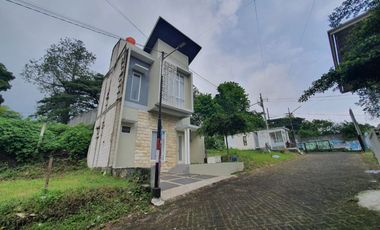 Rumah dijual di Oro-oro Ombo, Kota Batu, Klojen, Jawa Timur
