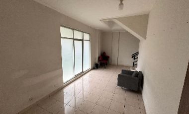 Bangunan Ruko 4  Posisi Hook Area City Square Business Park Kalideres