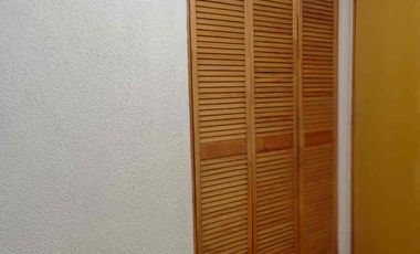 EN FRACCIONAMIENTO CON SEGURUDAD 24HRS Y ÁREAS VERDES, A UNOS PASOS DE AV TOLLOCAN.