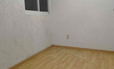 EN FRACCIONAMIENTO CON SEGURUDAD 24HRS Y ÁREAS VERDES, A UNOS PASOS DE AV TOLLOCAN.