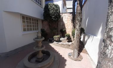 Casa en Renta | 4 Recámaras + Estudio | mas de 100 m2 de patio | $22,500