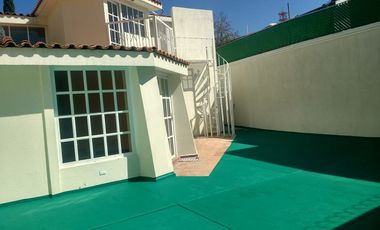 Casa en Renta | 4 Recámaras + Estudio | mas de 100 m2 de patio | $22,500