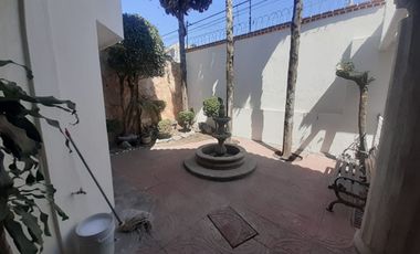 Casa en Renta | 4 Recámaras + Estudio | mas de 100 m2 de patio | $22,500