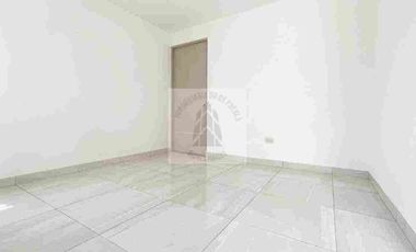 CASA  en RENTA San Pedro Cholula Residencial Bugambilias 
Al final de la Recta  a Cholula 
Sobre avenida de los fresnos 
(Vía del Ferrocarril muy cerca de la Carcaña)