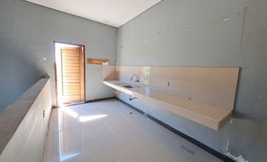 2-story shophouse for sale, ready to move into the Renon area