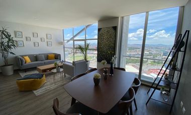 Departamento de Lujo en Renta | Angelópolis | Amueblado | 105 m² | 2 Recámaras | Piso 21 | $31,000 (mantenimiento incluido)